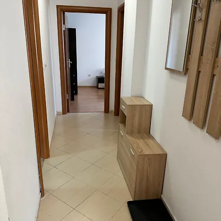 White Wood * בנסקו