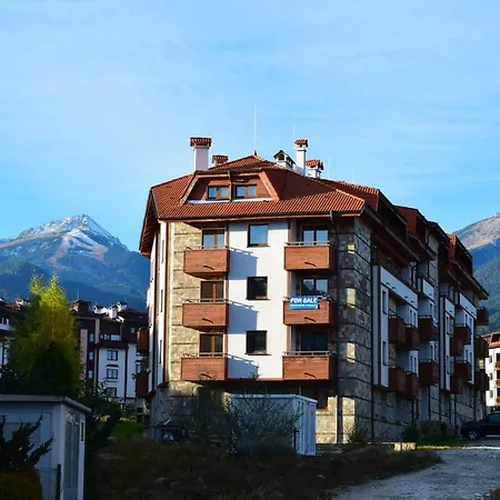 White Wood בנסקו